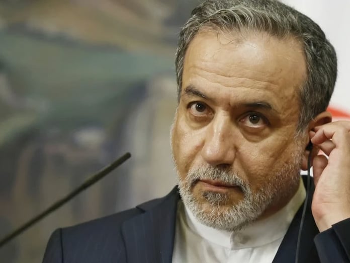 Abbas Arakçi İsrail'in yakıt depolarına saldırı düzenlemesine tepki gösterdi