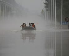 Çin'de sel felaketi: Yüzlerce ev ve köprü hasar gördü