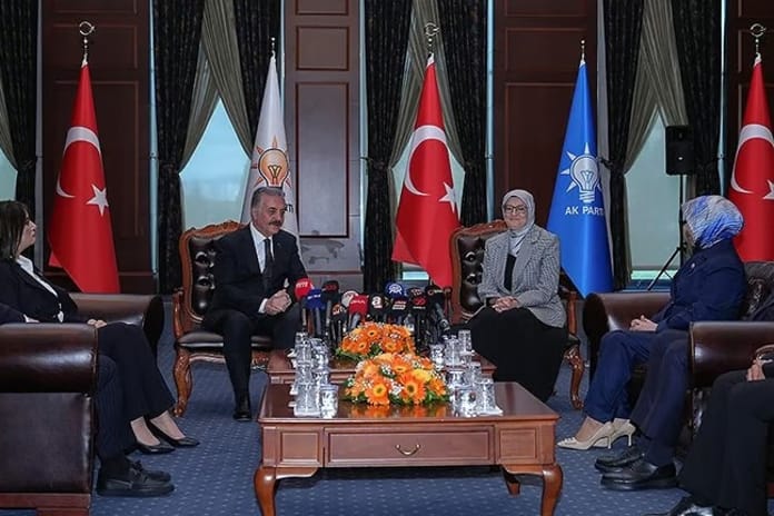 AK Parti'de bayramlaşma programı belli oldu