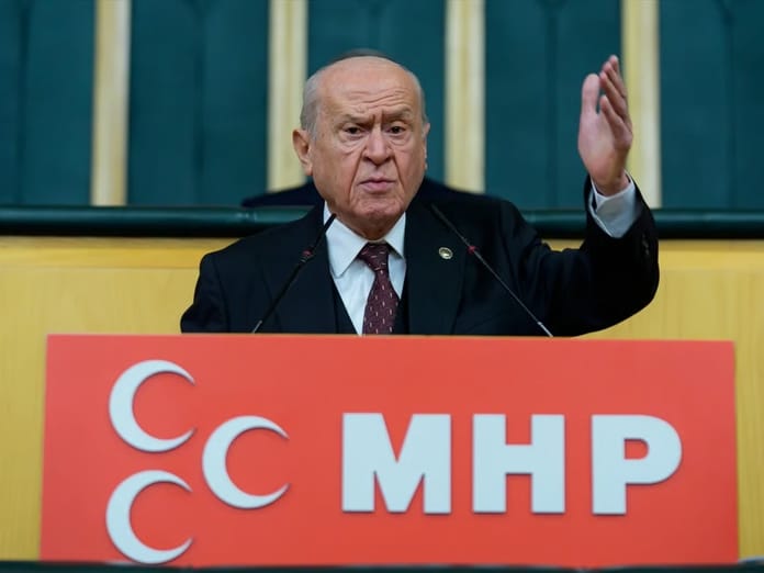 Bahçeli'den grup toplantısında 'kenetlenme' çağrısı