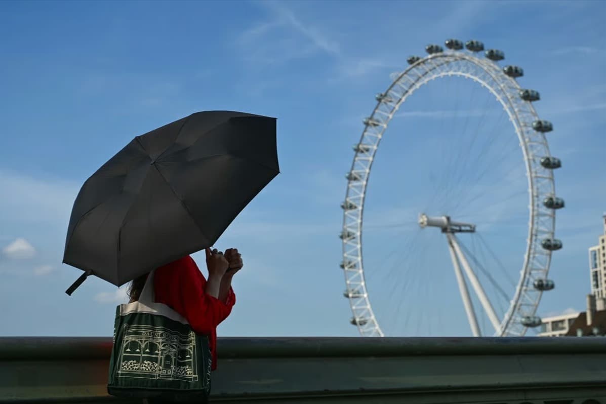 İngiltere'de kırmızı alarm: Londra dahil birçok bölgede sıcaklık 40 dereceye çıkabilir
