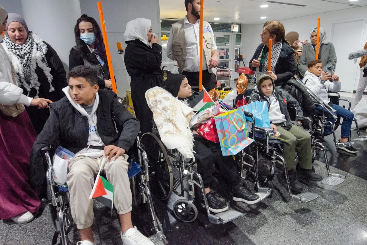 ABD Gazzelilere sağlanan ziyaretçi vizelerini durdurdu