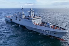 Brezilya Donanması ilk Tamandaré sınıfı fırkateyni teslim aldı