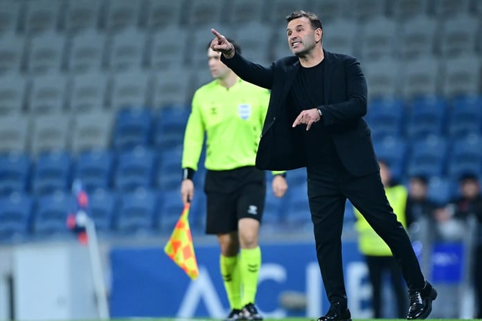 Oyuncu değişikliği