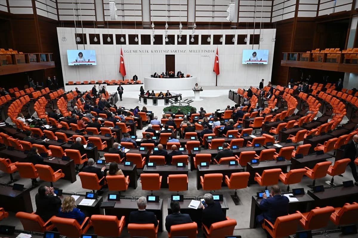 Muhalefetin tüm grup önerileri reddedildi