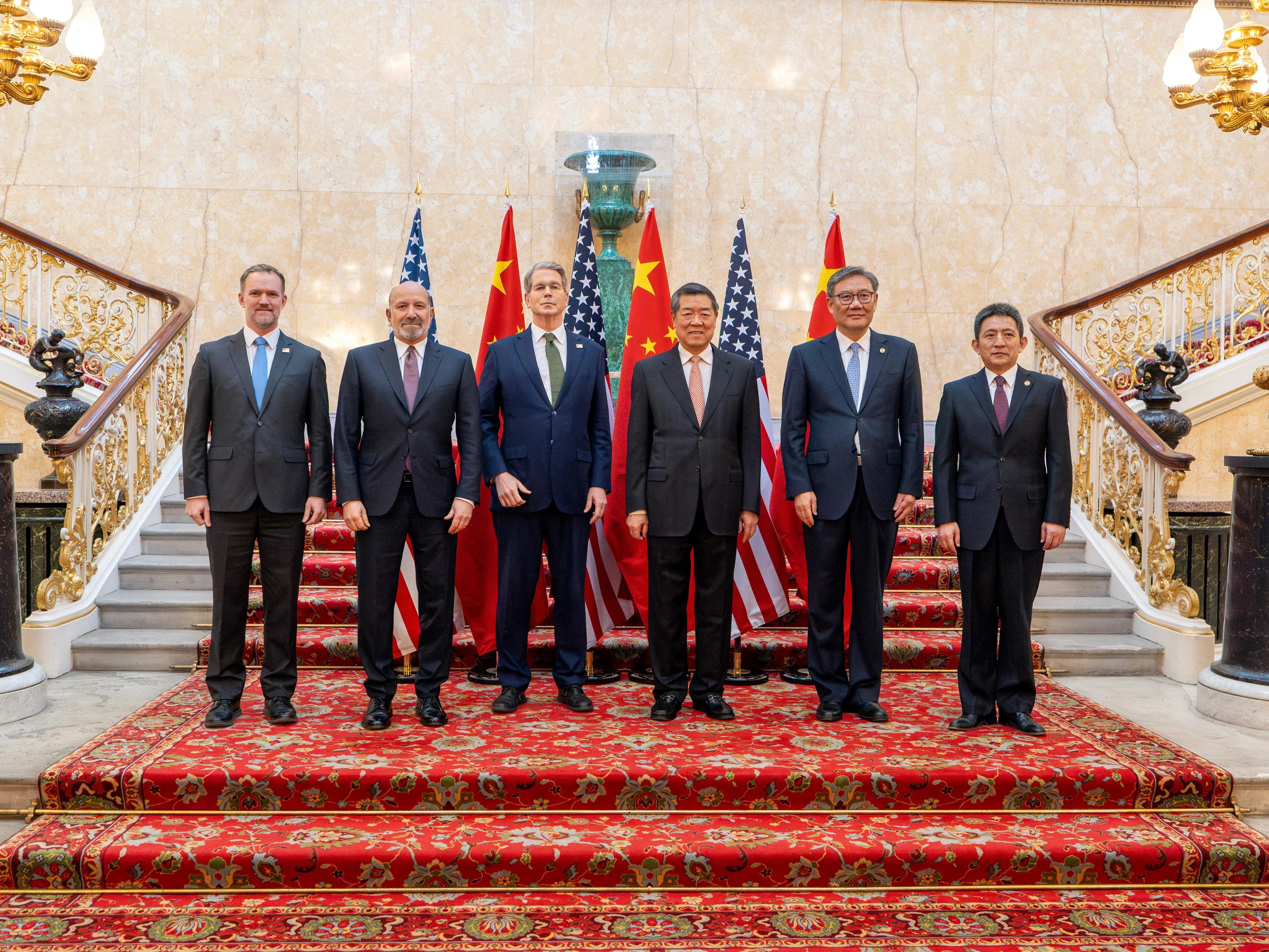 US-China Trade Talks Extend Into Second Day 