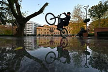 Trabzon sokaklarının sudaki izleri 