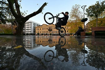 Trabzon sokaklarının sudaki izleri 
