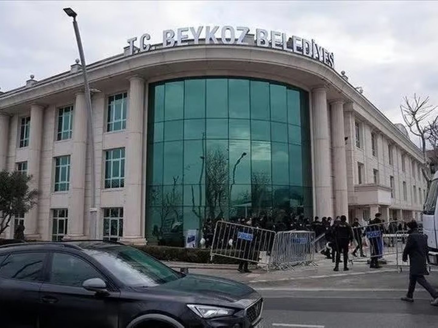 Beykoz Belediyesi'nde hesap zamanı: Alaattin Köseler ve 22 şüpheli hakim karşısında