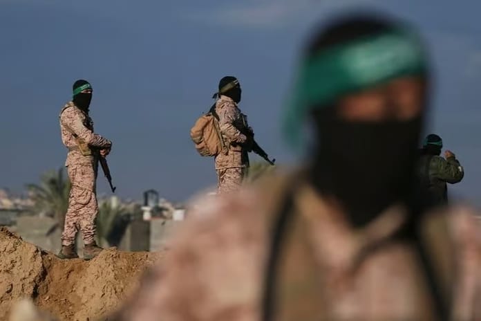 The New Arab: Gazze'de ateşkesin üzerinde asılı duran soru işaretleri ne?