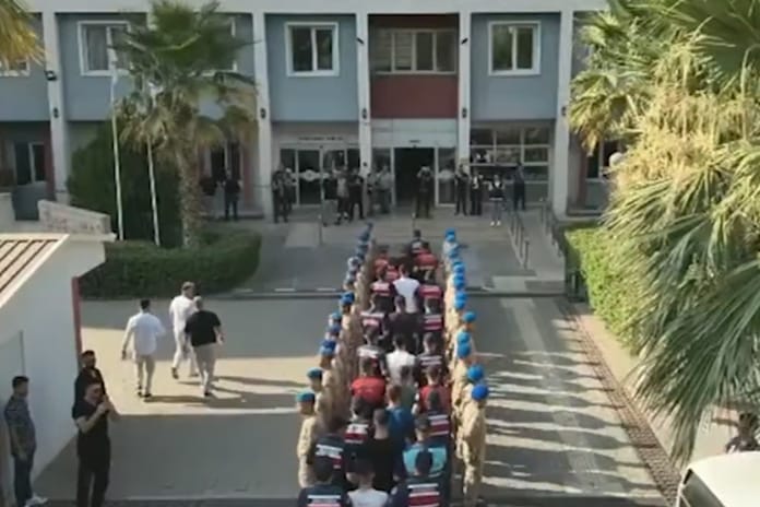 Jandarma'dan organize suç örgütlerine dev operasyon