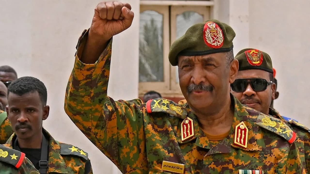 Sudan lideri Burhan'dan ABD'nin ambargo girişimine tepki