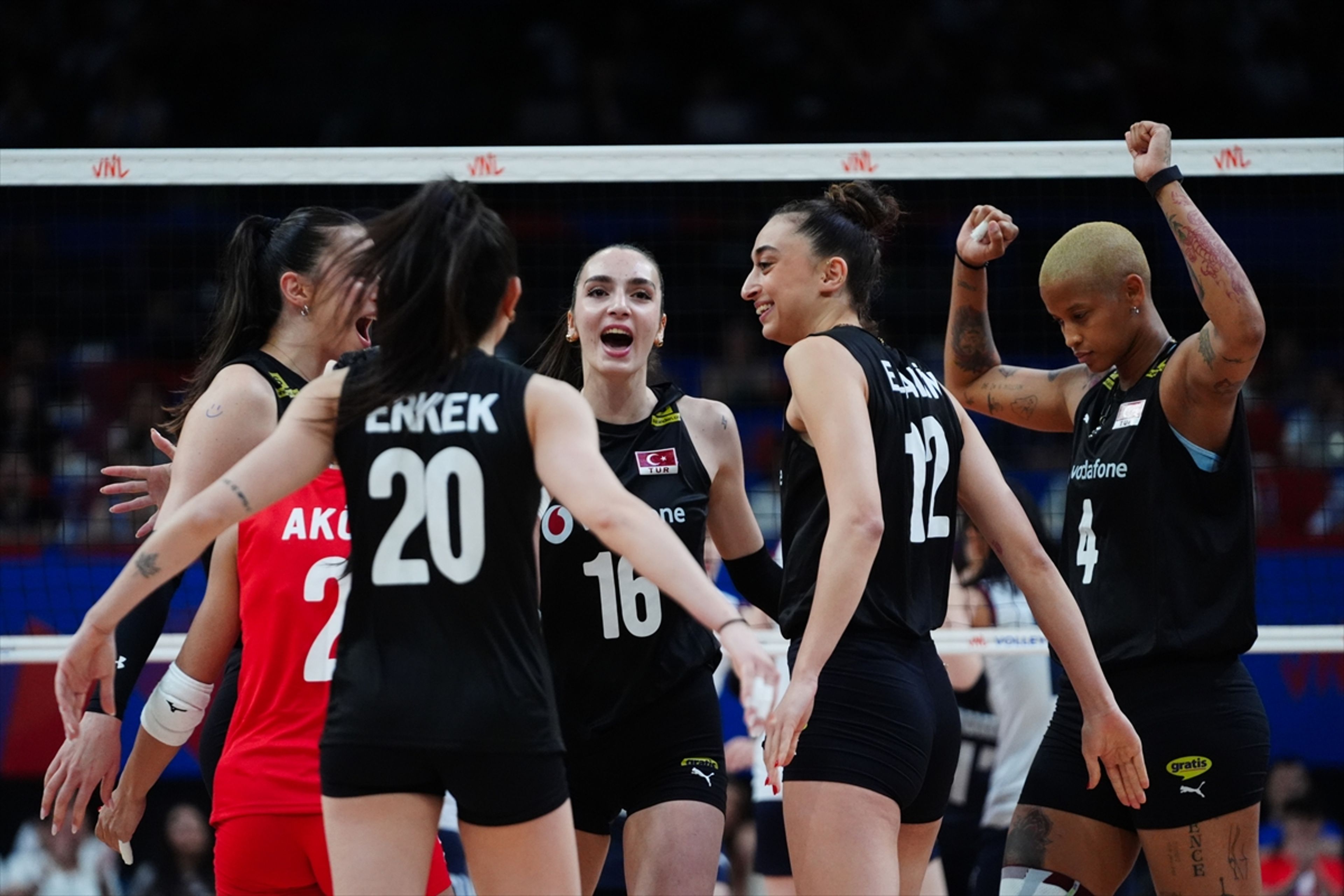 7'de 7