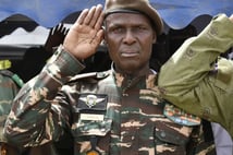 Nijer'de üst düzey generalden Fransa ile savaşa hazırlık çağrısı geldi