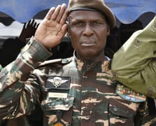 Nijer'de üst düzey generalden Fransa ile savaşa hazırlık çağrısı geldi