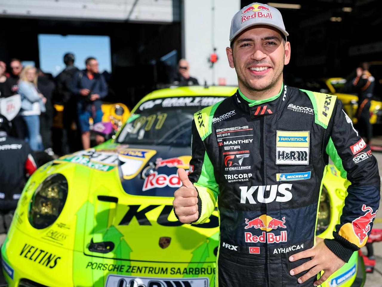 Ayhancan Güven Nürburgring'de