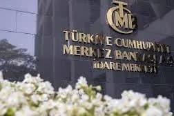 Merkez Bankasından yabancı para kredileri ve KMH limitlerine sıkılaştırma