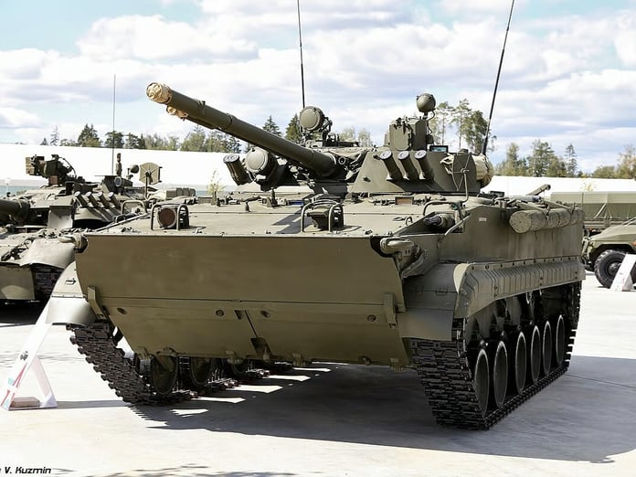 Rostec, Rus ordusuna yeni nesil BMP-3 zırhlı araçları teslim etti