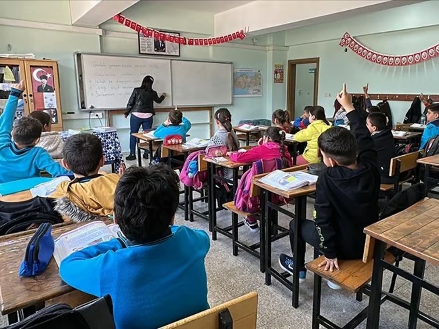 Yaz tatili ne zaman başlıyor? MEB ile okullar ne zaman kapanacak, hangi tarihte?