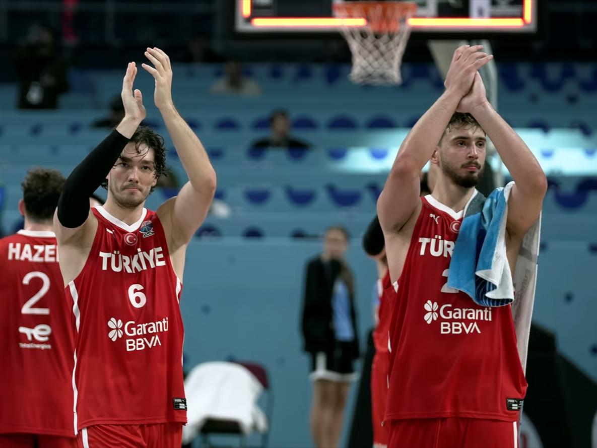 EuroBasket'te son 16 şekilleniyor: Lider Türkiye