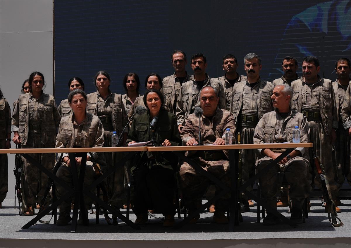 PKK'dan bir grup silahlarını imha etti