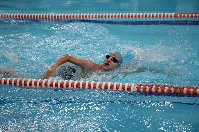 60 km'lik fedakarlık: Engelli yüzücü milli takım yolunda