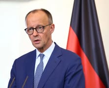 Merz: "Ukrayna toprak tavizine zorlanmamalı"