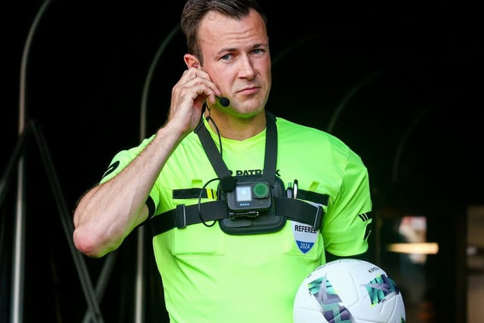 Futbol yönetiminde yeni bir sayfa: Hakemler kamera kullanabilecek, federasyonlar harekete geçecek