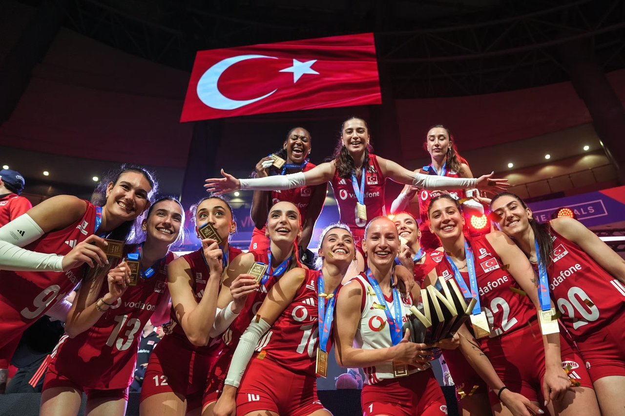 Filenin Sultanları'na özel şampiyonluk parası