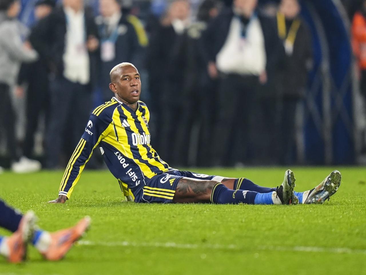 Fenerbahçe'de 4 futbolcu sakat