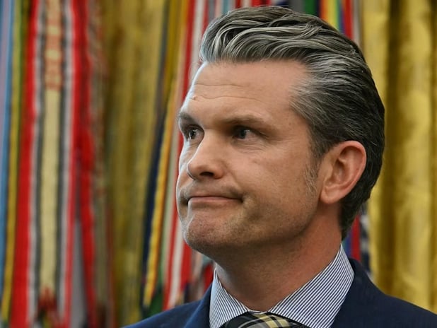 ABD Savunma Bakanı Hegseth'den Panama ve Grönland mesajı