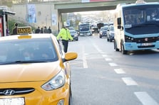 Büyükşehirlerde vergi düzenlemesi: Taksi ve dolmuşlara vergi geliyor