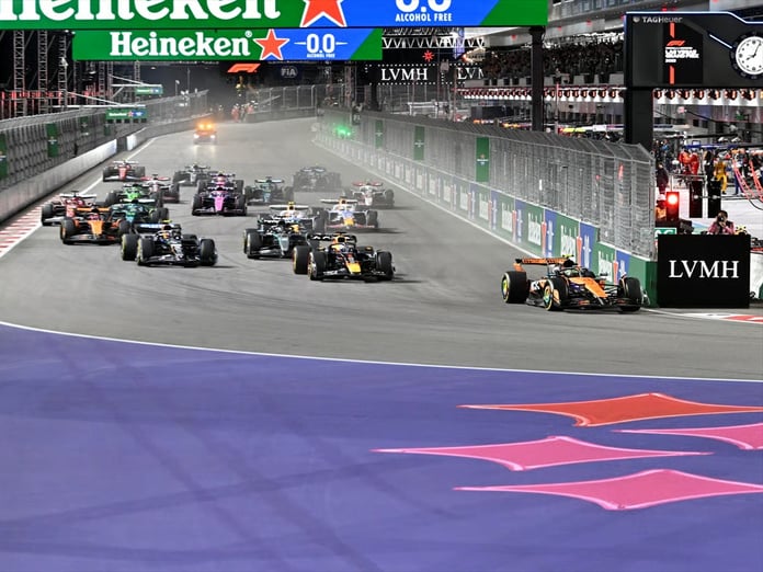 Formula 1'de Las Vegas karmaşası: Verstappen kazandı, McLaren diskalifiye edildi