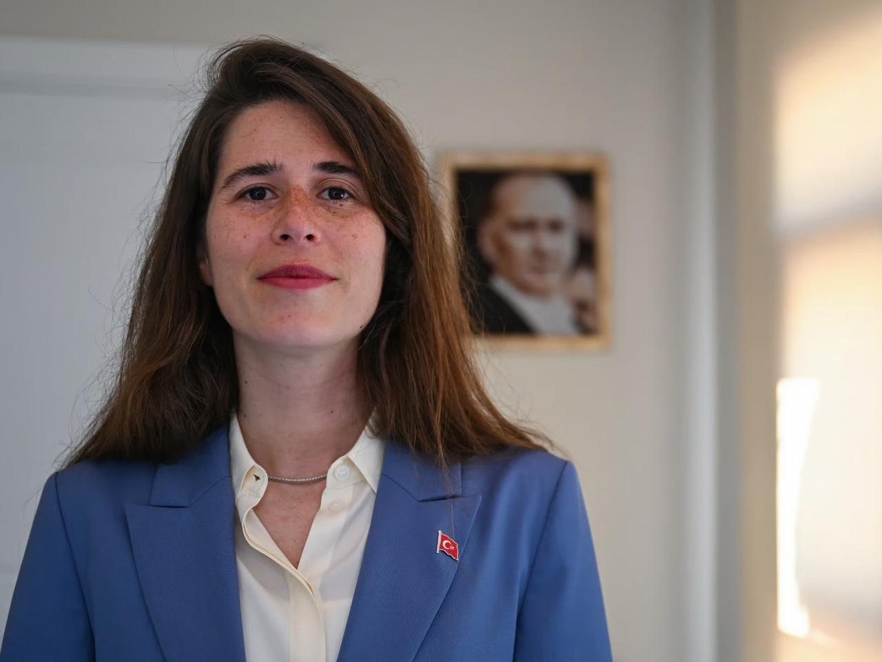 Çeşme Belediye Başkanı Lal Denizli ifadeye çağrıldı