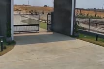 Depremde oluşan yüzey kırığı kameralara yansıdı