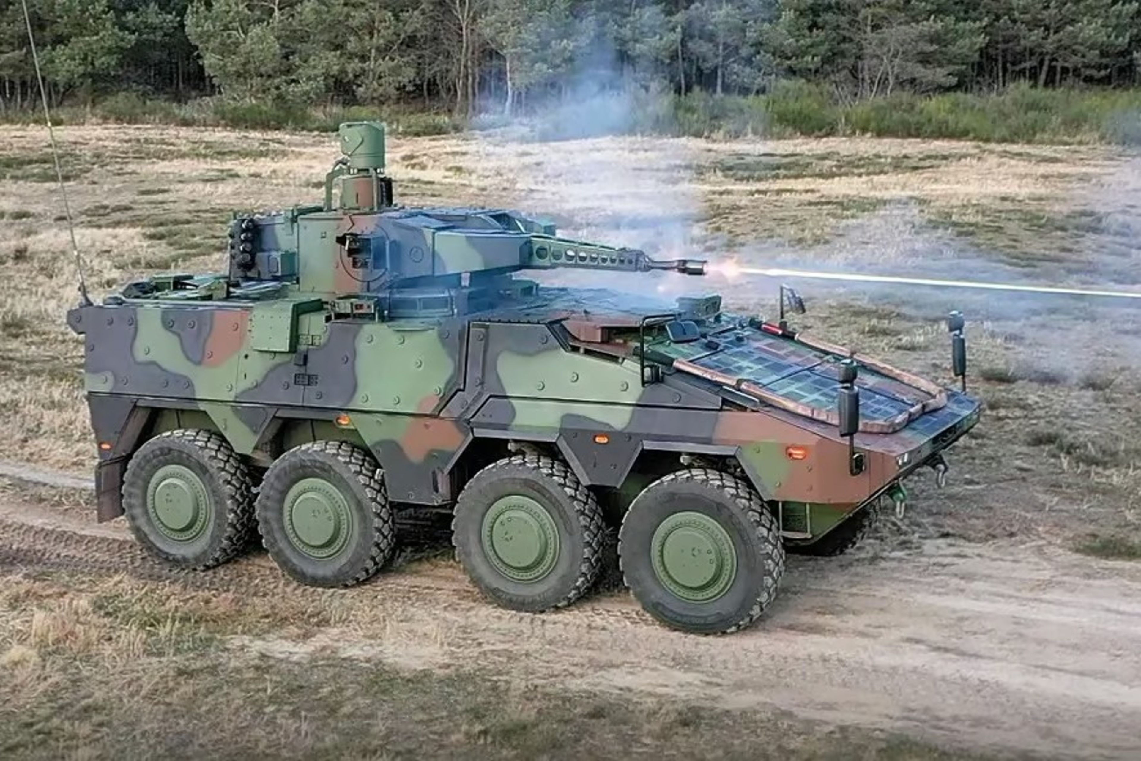 Almanya ve Hollanda, 4,5 milyar avroluk anlaşmayla 222 adet Schakal muharebe aracı sipariş etti