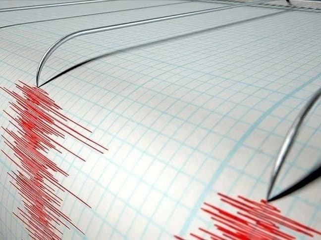 Balıkesir'de deprem oldu