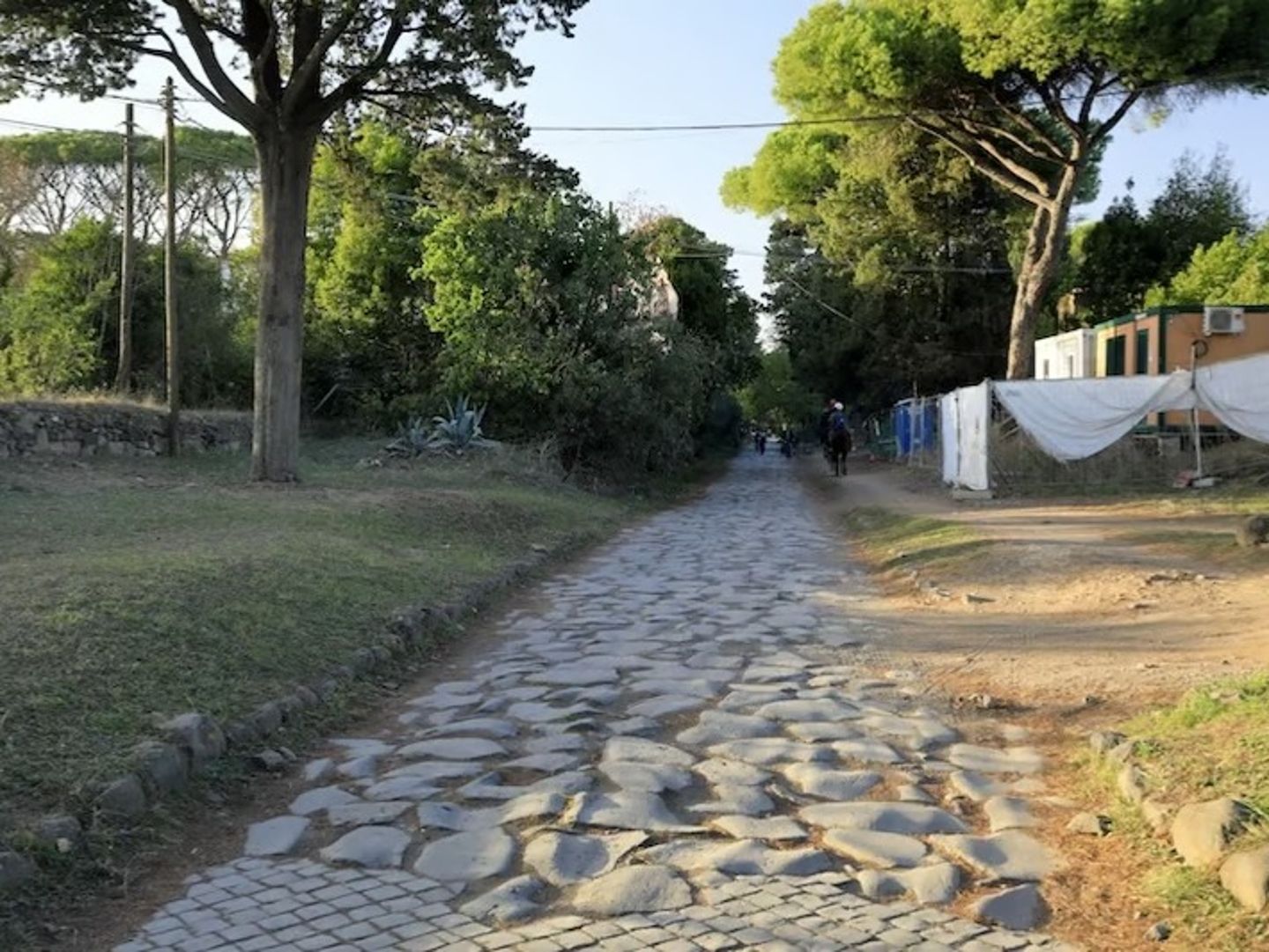 Romalılar bu kadar düz yolları nasıl inşa etti?