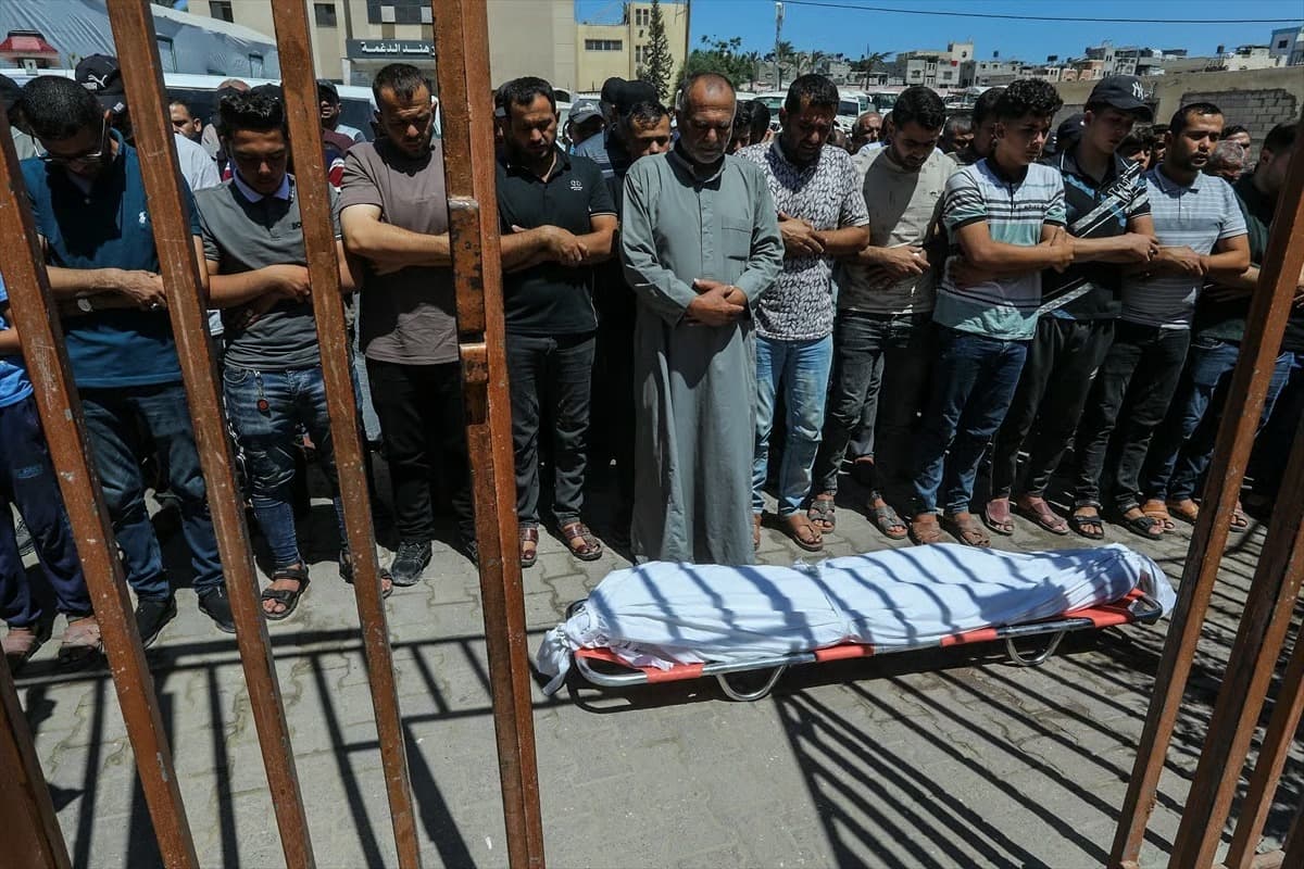 İsrail'in katlettiği çocuk için cenaze töreni düzenlendi