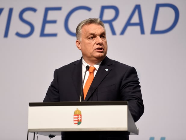 Orban AB ülkelerindeki yolsuzluklara sert tepki gösterdi