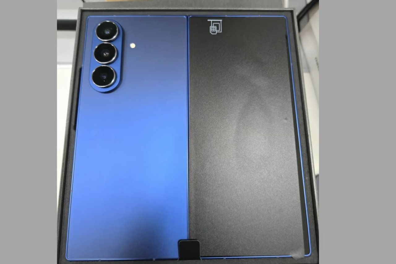 Galaxy Z Fold 7 yeni rengi ve ince tasarımıyla görüntülendi