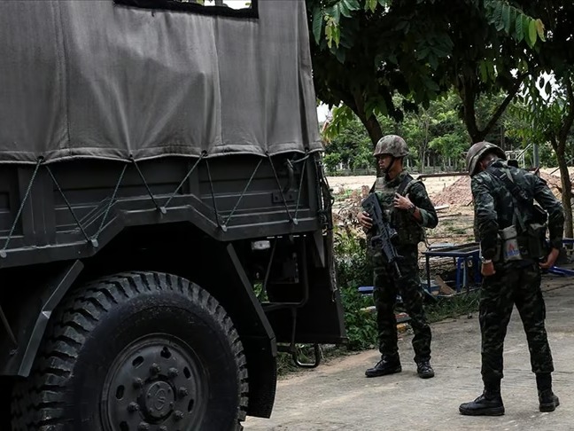 Tayland ve Kamboçya Malezya'nın ateşkes önerisini kabul etti