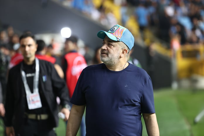 Finansal işlemler ve ünlü isimler