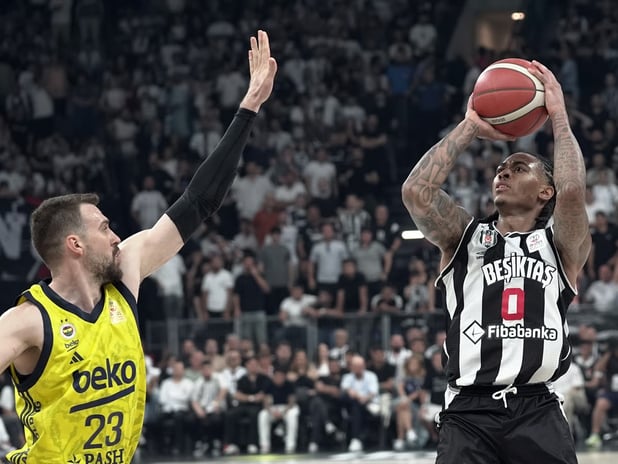 Beşiktaş, 2-1 geride olduğu seride evinde Fenerbahçe karşısında