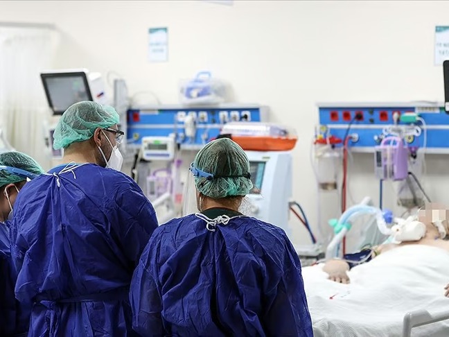 Yoğun bakım bilgileri artık cebinizde: Bakanlıktan e-Nabız kolaylığı