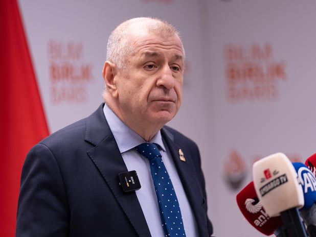 Özdağ yarın hakim karşısına çıkıyor