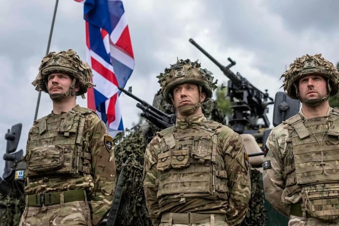 Birleşik Krallık Ukrayna ihtimaline karşı 200 milyon sterlinlik askeri hazırlık bütçesi ayırdı