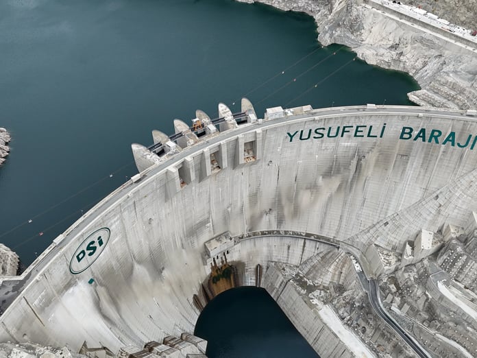 Yusufeli HES Türkiye'nin enerji ihtiyacını karşılıyor: 2.5 milyon kişiye elektrik üretiyor