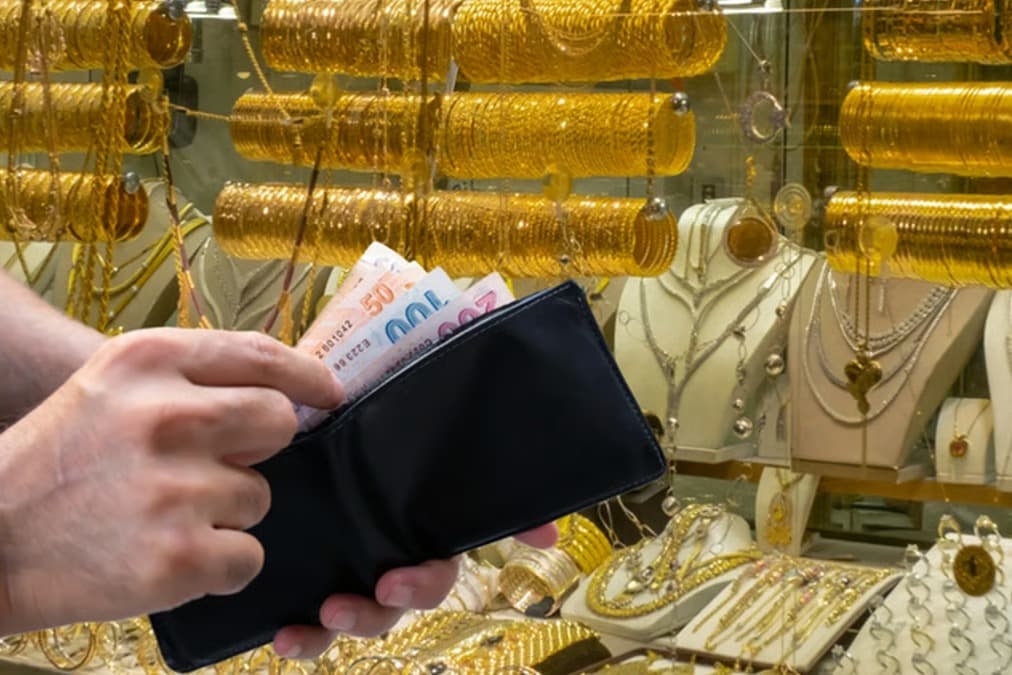 Altın almak için evini satmıştı: Zararı belli oldu!
