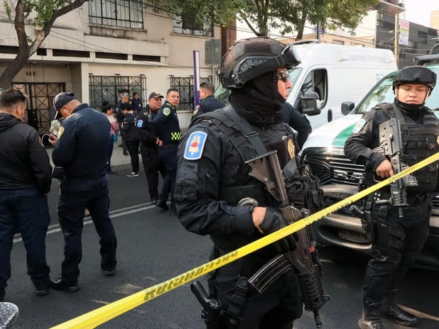 Meksiko belediyesinde görevli üst düzey iki isim öldürüldü